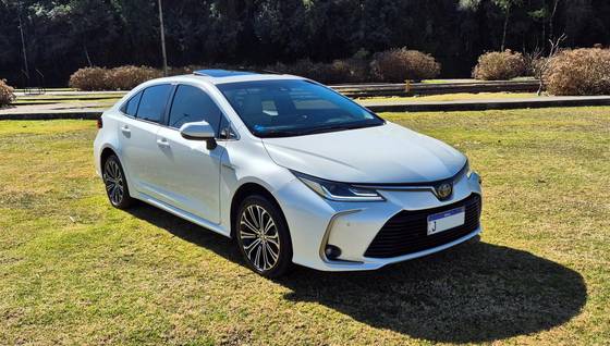 TOYOTA COROLLA 1.8 VVT-I HYBRID FLEX ALTIS PREMIUM CVT TOYOTA COROLLA 1.8 VVT-I HYBRID FLEX ALTIS PREMIUM CVT